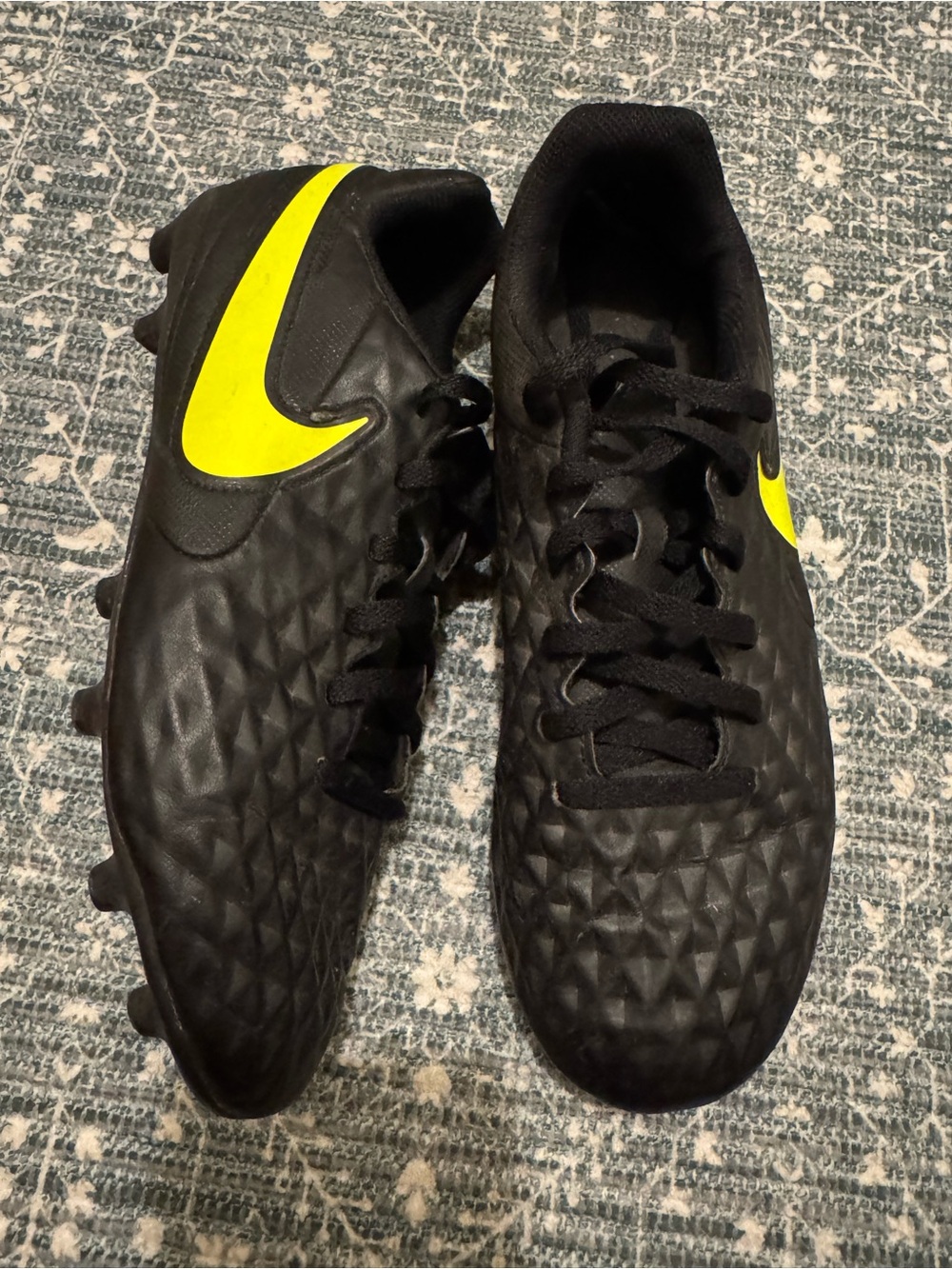 Nike Youth Soccer Sneakers